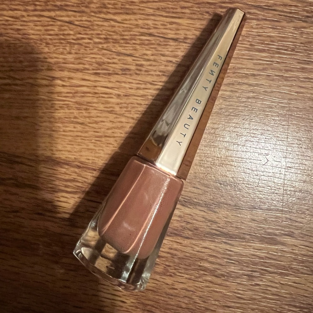 Fenty Stunna Lip Paint Longwear Fluid Lip Color